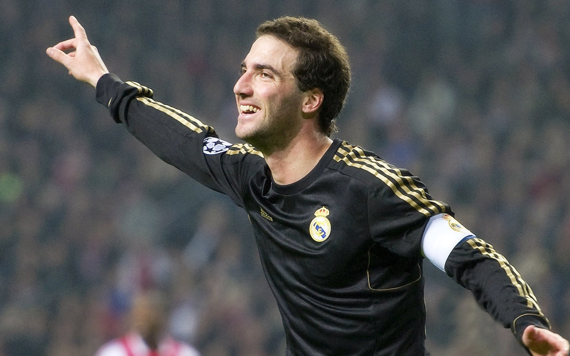 沙漠之狐的绝唱，伊拉克铁骑碾过迦太基，内马尔用魔法点亮生死战